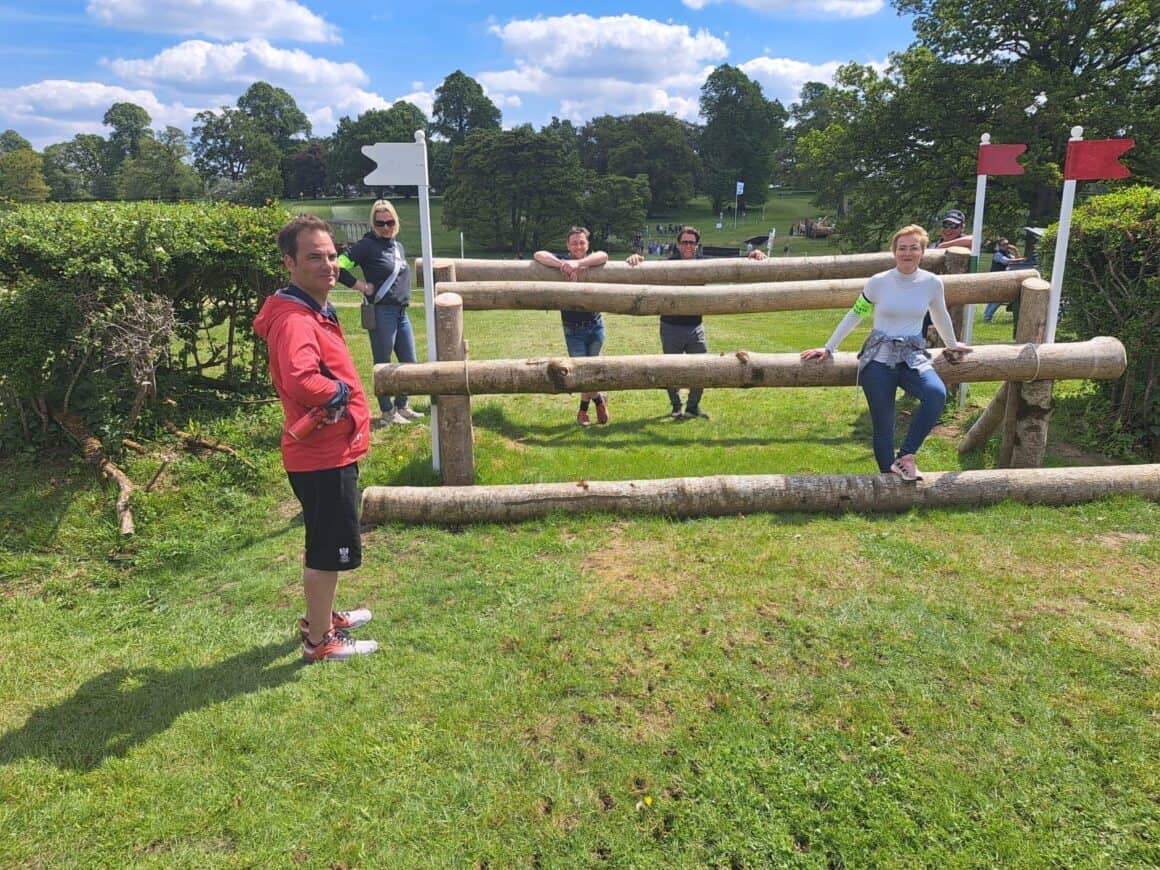 Das Fünf-Stern-Gelände von Badminton verlangt Pferd und Reiter viel ab. © privat