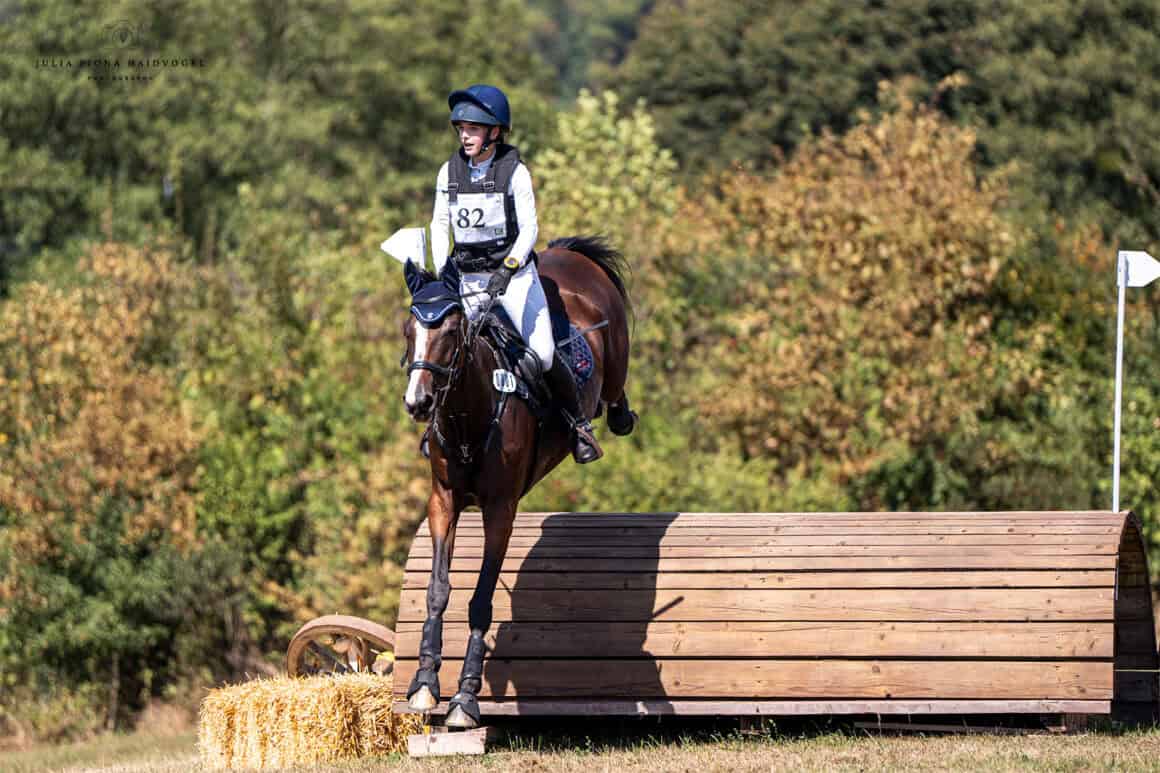 Die Österreichische Meisterin 2025 in der Altersklasse Junioren heißt Emma Hotwagner (OÖ). © Julia Fiona Haidvogel Photography