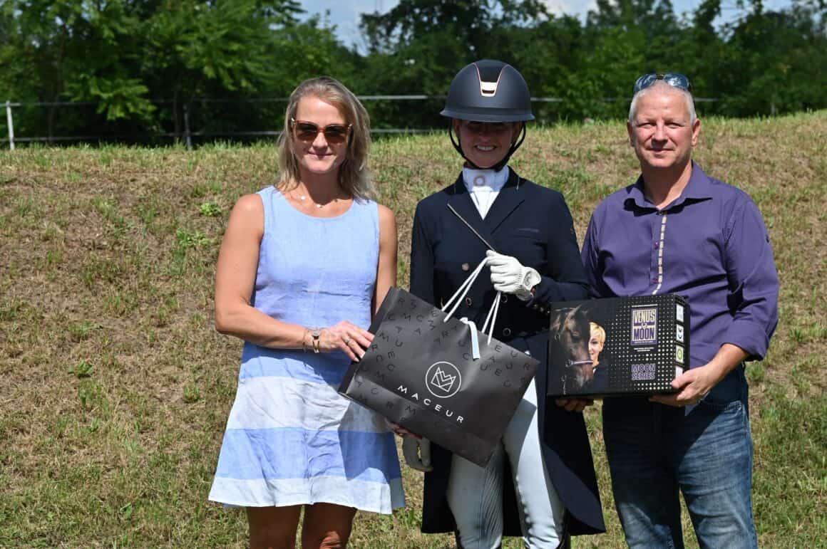 Die Trensen-Grand-Prix-Premiere in Gerasdorf wurde von zwei Sponsoren großzügig unterstützt. © István Lehoczky