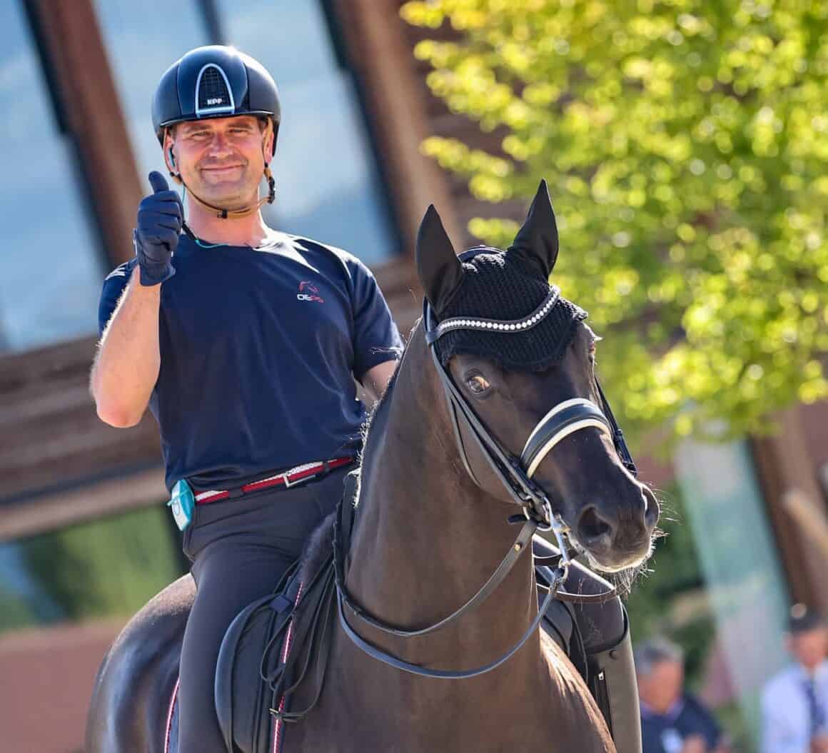 Stefan Lehfellner (OÖ) & Roberto Carlos MT, EM Crozet 2025 © EQWO.net