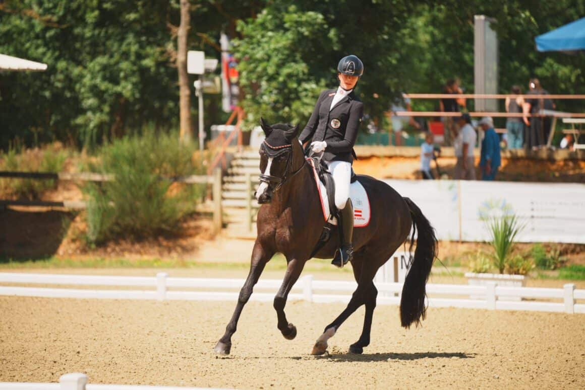 Hannah-Katharina Dearing-Schumach (K) holt als Abschluss der diesjährigen Children-Europameisterschaften Rang sieben im Finale. © Helene Iljazovic