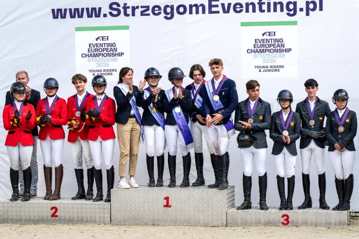 Das französische Junioren-Team gewinnt Gold vor Belgien und Spanien. © FEI