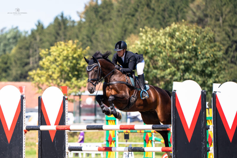 Charlotte Dobretsberger (NÖ) und Simsalabim MT feierten in Tschechien einen Start-Ziel-Sieg. © Julia Fiona Haidvogel Photography