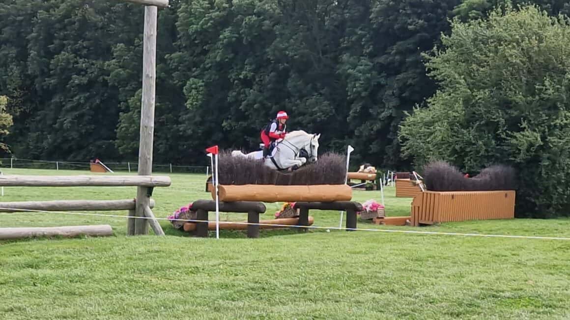 Leonie Sagner (NÖ) und Space Jet stürzten leider im zweiten Wasserkomplex. © privat