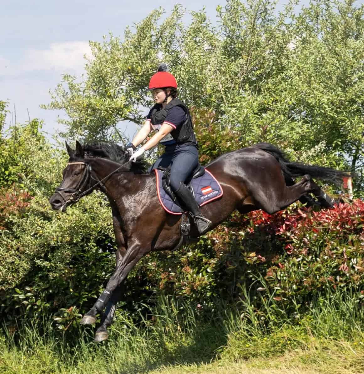 Fiona Würmer (OÖ) startete heuer ihre erste Zwei-Sterne-Prüfung. © privat