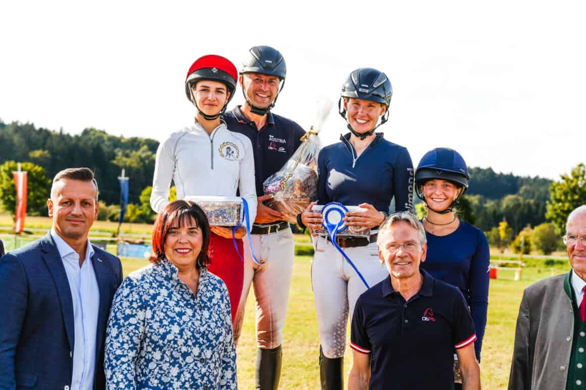 Die erst 19-jährige Amy Rose Frühwirth reitet in der CCI4* in Feldbach auf Platz zwei und liefert die beste Geländerunde. © Joana Bauer