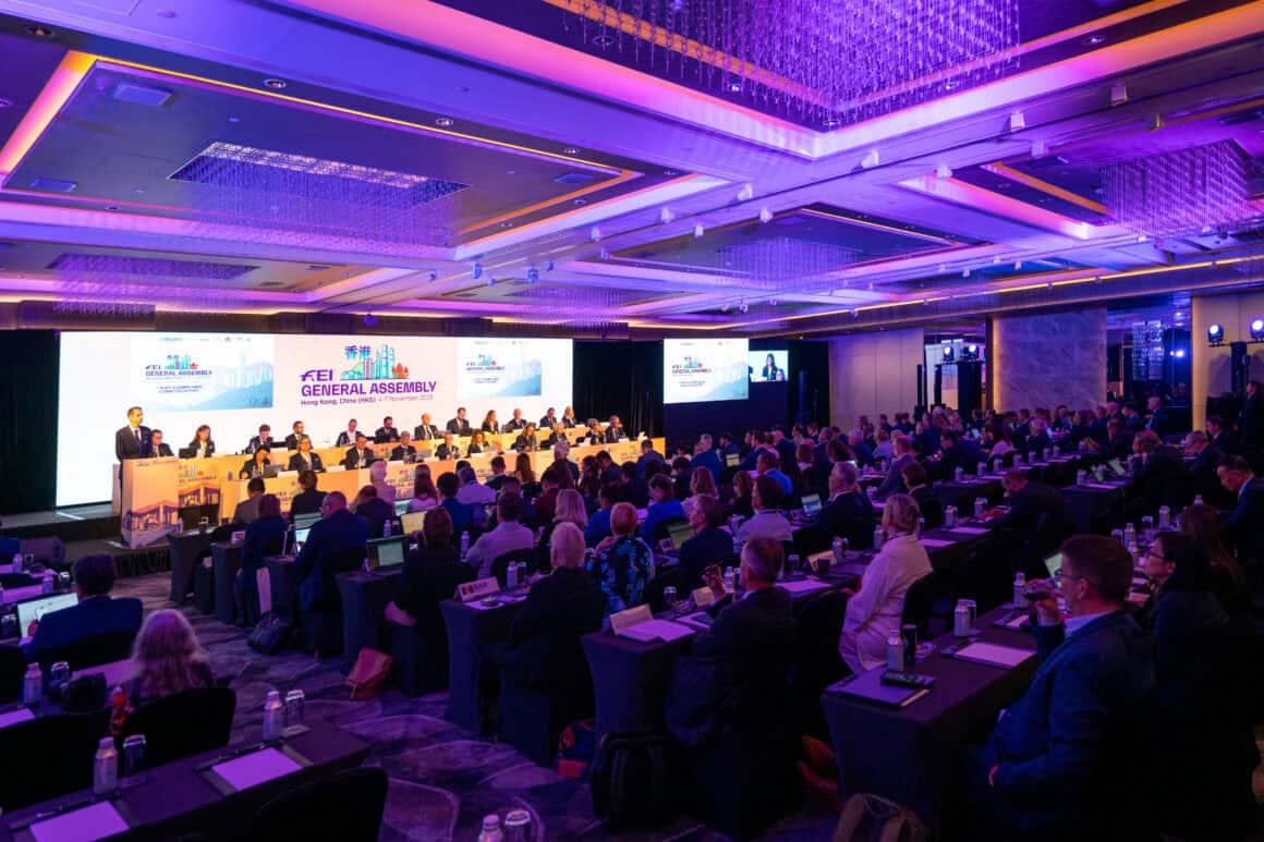 Der Weltreiterverband besteht aus 136 Nationen. 56 haben für die Blood-Rule Lockerung gestimmt, 20 dagegen. © FEI