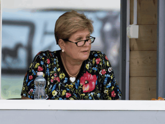 OEPS-Präsidentin Elisabeth Max-Theurer mit eine starken Statement nach der FEI Versammlung in Hongkong. © OEPS/Stefan Lafrentz