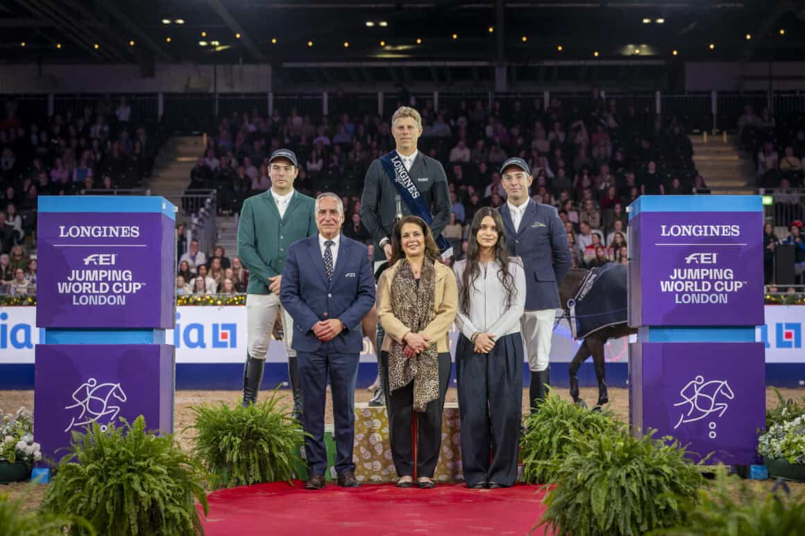 Max Kühner (T) und Cooley Jump The Q sprangen in London zu zwei sensationellen Siegen! ©️ FEI | Jon Stroud