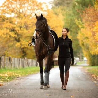 Anna Den schafft den Spagat zwischen Muttersein und Profisport. ©️Anna Den