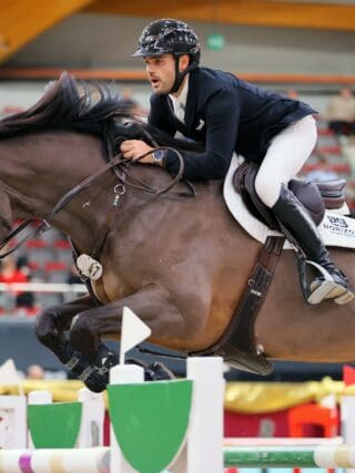 Felix Koller (OÖ) steht mit seiner neuen Stute Cossinelle auf Max Kühners Liste für die Weltmeisterschaft 2026 in Aachen. © Oneklickfoto