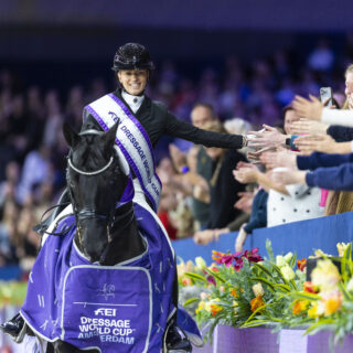 Lottie Fry (GBR) und Glamourdale sind in Amsterdam, wie auch zuletzt in London, unschlagbar! © FEI | Leanjo de Koster