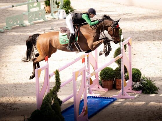 Lena Binder (W) und Linus hatten beim Saut Hermes einen Super-Start in die Saison 2026. © Giana Terranova Photography