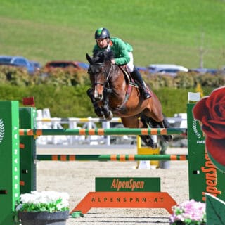Christoph Obernauer (T) und Collette holen in St. Margarethen den ersten Alpenspan-Grand-Prix-Sieg der Saison. © OEPS/ horsicphotography