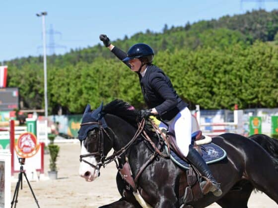 Anna Duff (IRE) lebt in Bayern und ist zur zweiten Etappe der AlpenSpan-Tour nach Preding gereist - das hat sich ausgezahlt! © OEPS / Horsic Photography