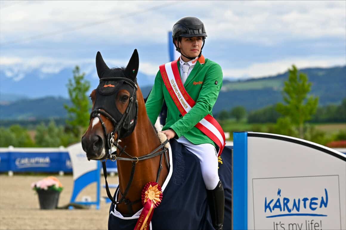 Tobias Pfingstl (T) bestritt in St Margarethen sein erstes Turnier mit Idiaal Special seit fast drei Jahren. Es endete mit einem emotionalen Sieg im EY-Cup! © Privat