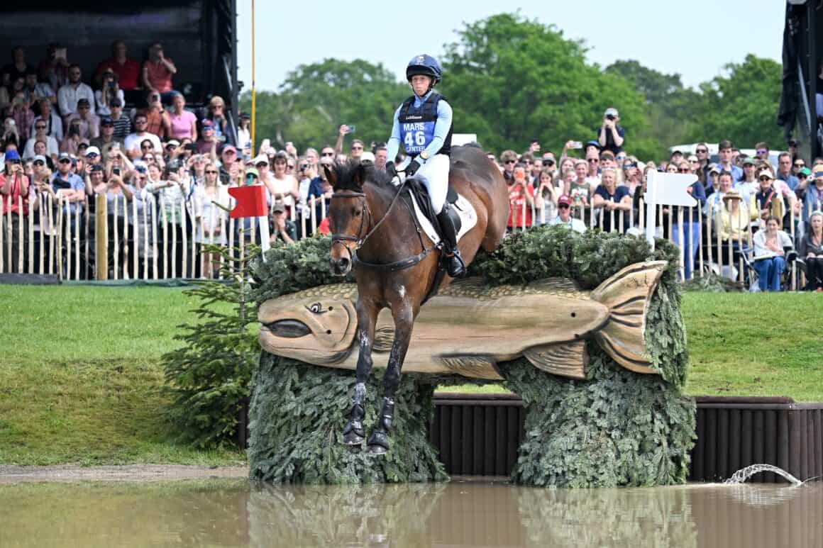 Ros Canter (GBR) und ihr "Walter" feiern in Badminton mit Sieg Nr. 3 einen historischen Triumph! © Badminton Horse Trials