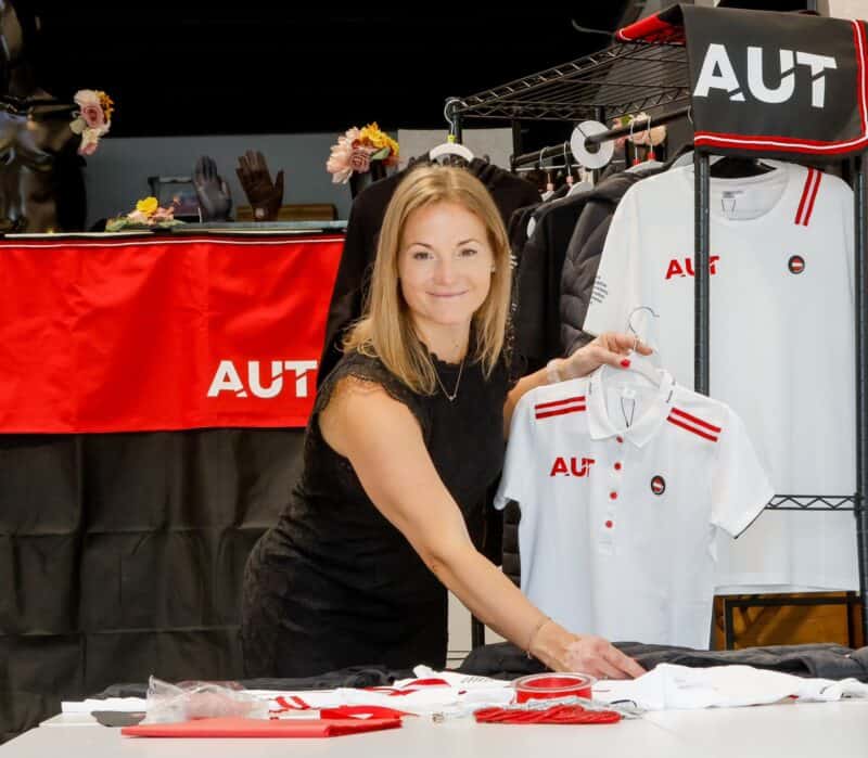 Die neue MACEUR "National wear" für Österreich entspringt dem kreativen Kopf der Gründerin Manuela Koch. © EQWO.net | Petra Kerschbaum