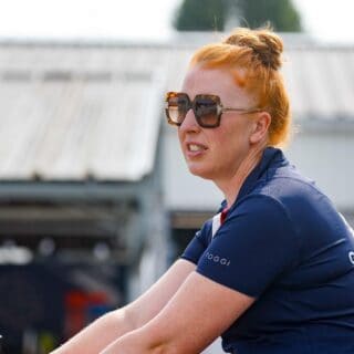 Die britische Teamreiterin Becky Moody erzählte im EQWO.net-Gespräch über ihren "Bomb", das britische Team und Herausforderungen im Training mit Weltklasse-Pferde. © EQWO.net | Petra Kerschbaum