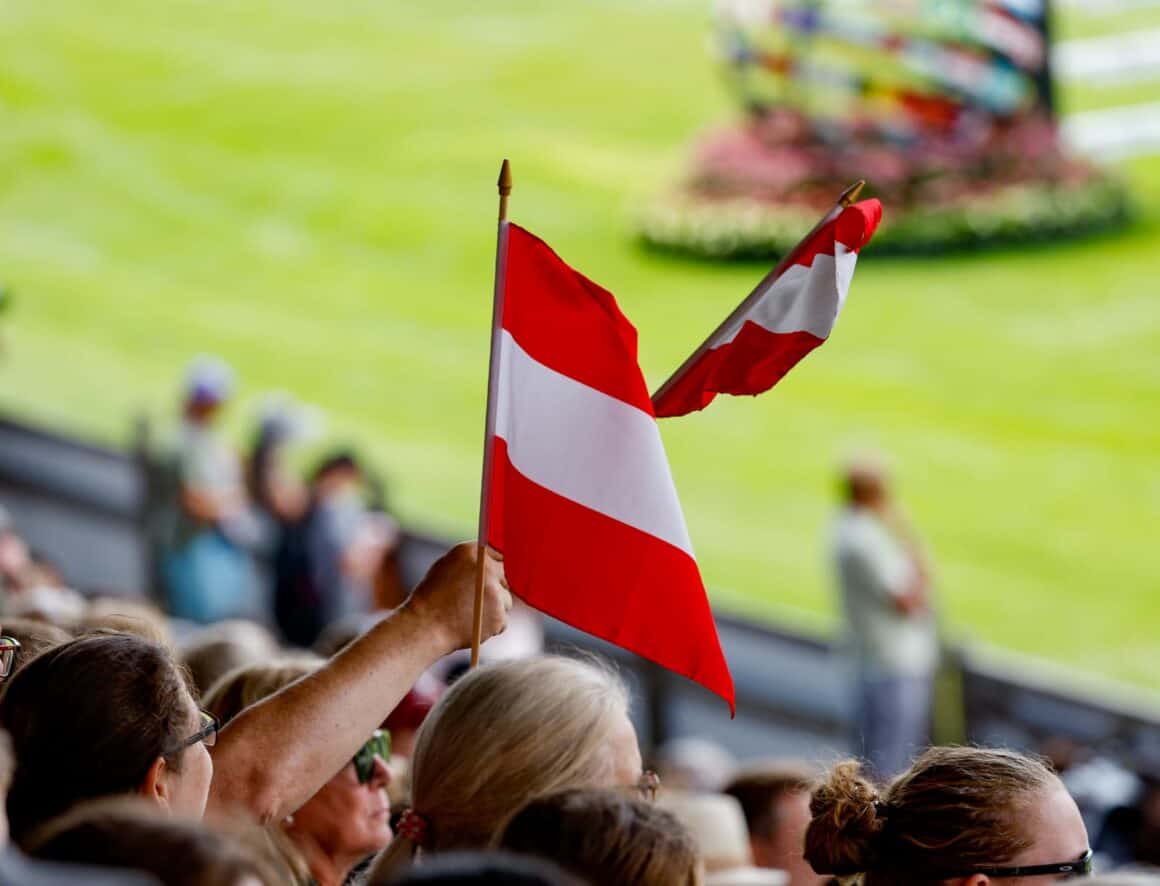Team Austria Flagge Österreich © EQWO.net | Petra Kerschbaum