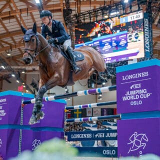 Max Kühner (T) gelingt in Oslo auf Up Too Jacco Blue ein absoluter Traumstart i die Weltcup-Saison 2026/27! © FEI | Kim Lundin