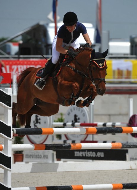 BielerJuliaKingLordy 03 BronzeTour Do