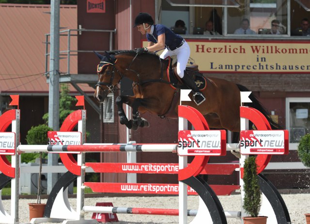 BielerJulia Caruso464 02 YH 6.7y Do