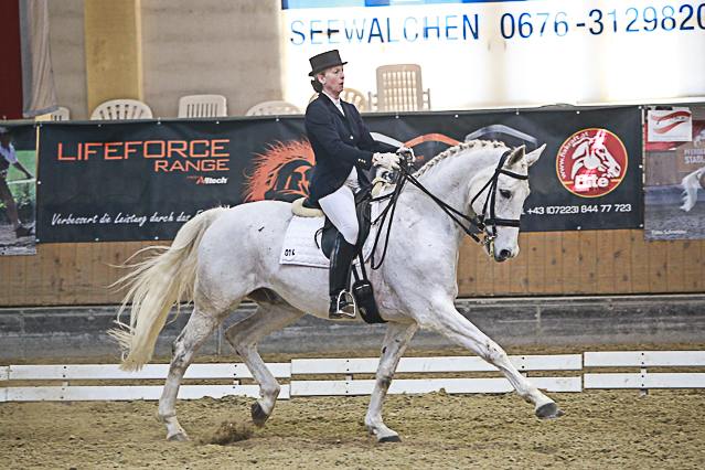 BillerCharlotte Londonberry CDNB StadlPaura Feb14