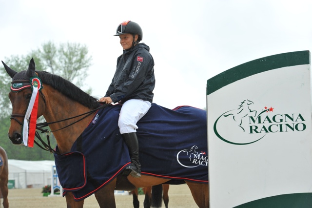 BistanStefanie VirtualDancer 22 BT Final Sa HB SE 01