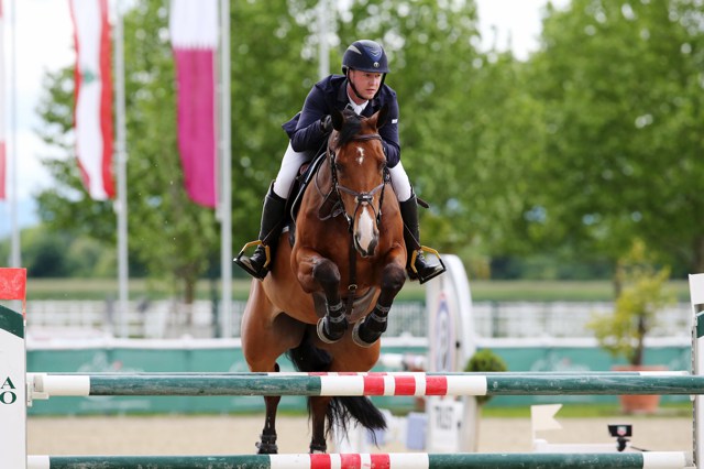 CondonAnthony AshdaleLuxara 13 DT LR Sa TH