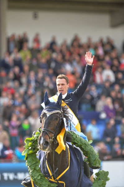 Gilbert Tillmann Hello Max Deutsche Springderby2013 cc KarlHeinzFrieler