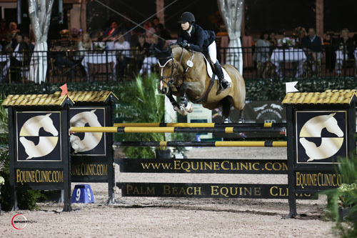 HayleyBarnhill Zephire