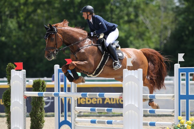 HofmannIsabella Cayano2 62 VIPLarge So TH