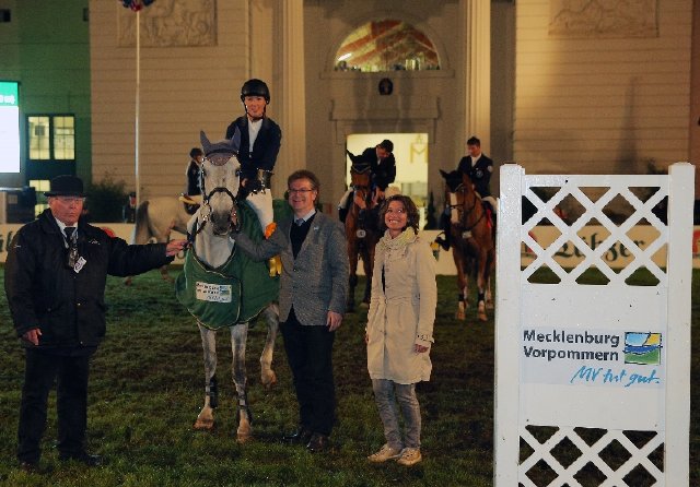 NuttallHarriet SilverLift