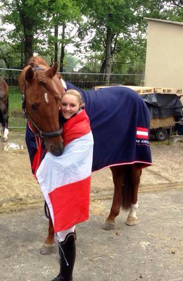 PorscheDiana PorschesEloySaumur 01