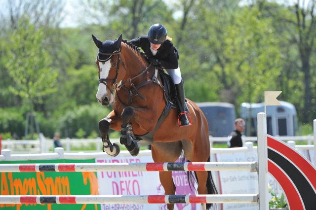 RobatschElisabeth NoisetteDeL.isle 31 Final VIPMedium So HB