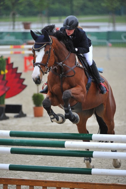 RobatschElisabeth NoisetteDeL.isle 54 VIPMedium Sa HB neu