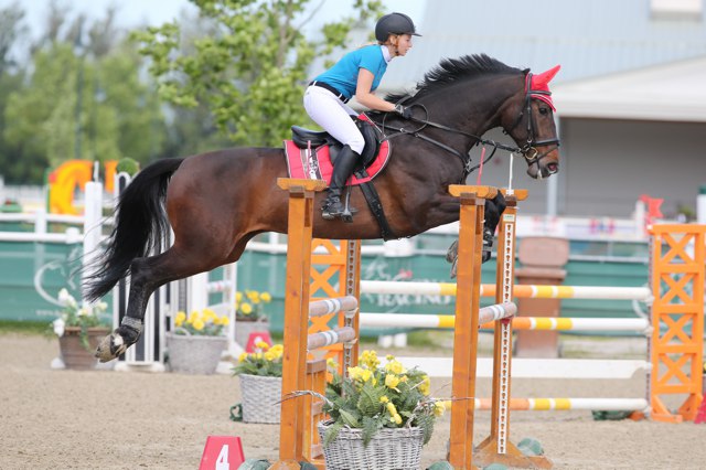 RohacekJennifer Vagyalom 53 VIPSmall Sa TH