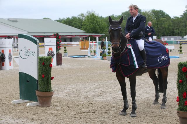 SchmidAdrian FlyWithMe 26 GT So TH