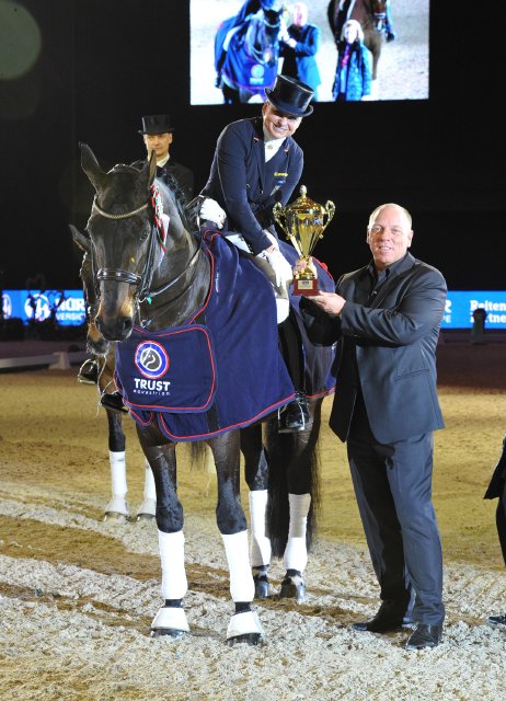 SchneiderDorothee Silvano 23 CDI4 Fr SE