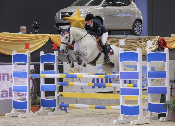 SchwaningerMaya CorallieZ 47 CSNA Viktoriabau Sa 01