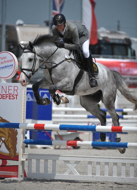 SimaJaroslav Conair 21 YH5 Sa