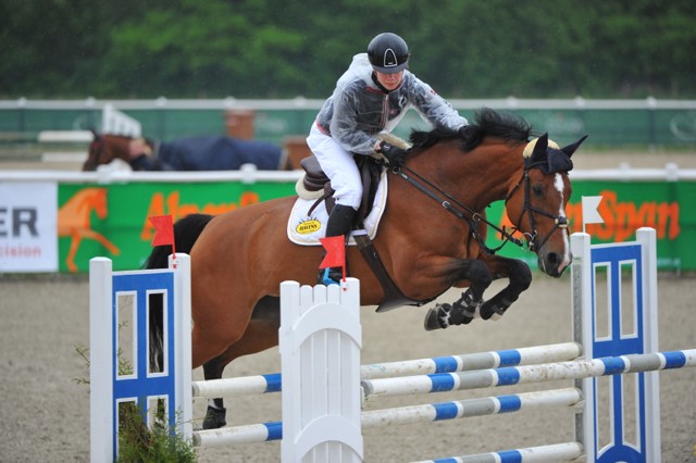 StangelovaSara Silkanna 54 VIPMedium Sa HB