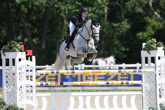 WalkerNikole Contenance15 63 VIPLarge So TH